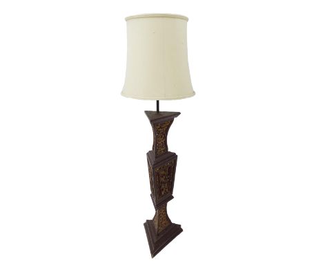 Chinese triangular lacquered floral table lamp with shade, inset with pierced giltwood panels depicting birds, dogs of Fo and