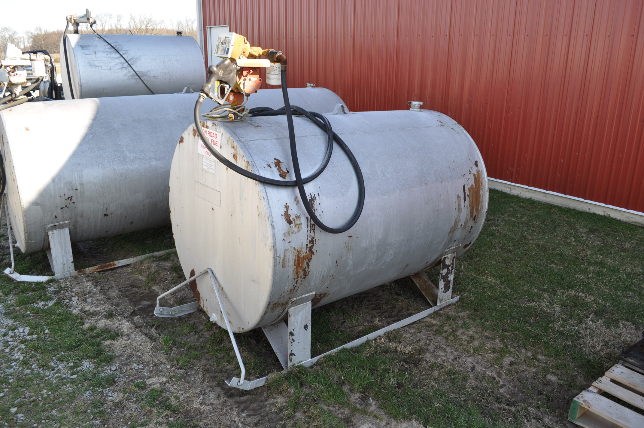 550 gallon steel fuel tank