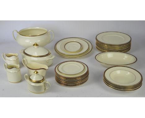 A Minton St James pattern bone china part dinner and coffee service, to comprise twelve dinner plates 27cm diameter, six dess