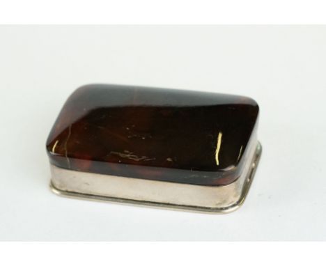 Early 20th century tortoiseshell silver snuff box, tortoiseshell hinged lid, plain polished silver body with lipped foot, mak