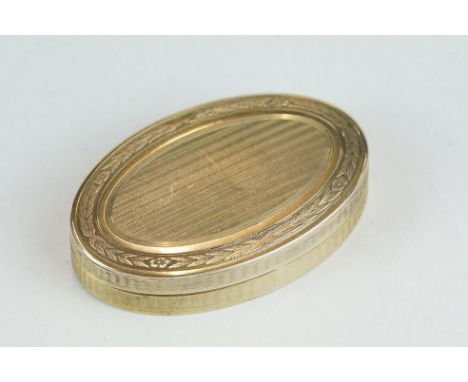 19th century oval gilt snuff box, circa 1870, possibly French, indistinct hallmark to the rim, length approx 5.5cmProvenance: