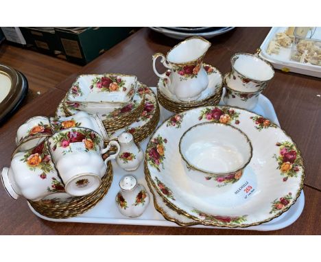 A Royal Albert Old Country Roses part dinner and tea service, approx 30 pieces 