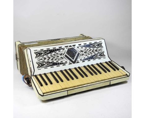 A Geraldo piano accordion, 47cm wide