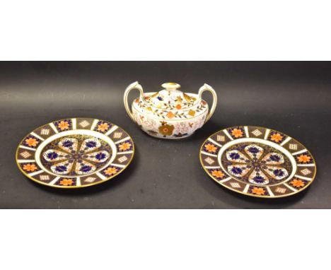 A pair of Royal Crown Derby 1128 Imari dessert plates, pink printed marks, second quality; a Royal Crown Derby boat shaped su