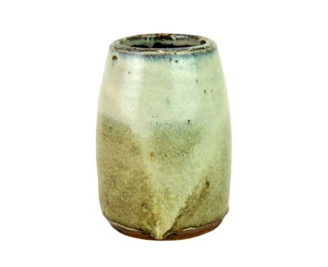 Shoji HAMADA (1894-1978) Vase Stoneware, height 17cm.Good condition with no areas of concern. The piece has come to us from a