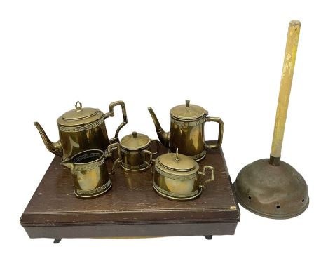 Brass tea set, comprising teapot, milk jug and covered sucrier with a meander pattern, together with another similar tea pot 