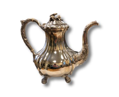 A 19th century Russian silver teapot, stamped 84, height 22cm.  CONDITION REPORT: Finial loose. 1118g. 