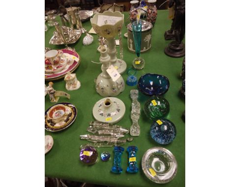 A collection of modern Studio glassware, including: a knife rest; paperweights; vase; etc; and a pair of glass vases with han