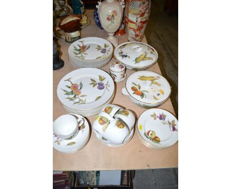 A Royal Worcester part dinner and tea service, 'Evesham' pattern.
