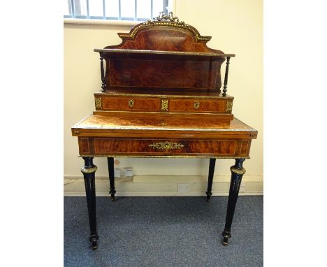 A LADIES BONHEUR DU JOUR, with string inlay surrounding burr walnut veneer panels, two division long drawer under folding pur