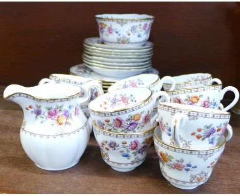 A Spode Lauriston part teaset, (12 cups, 8 saucers), 34 pieces in total