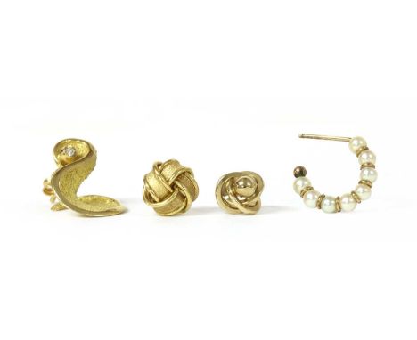 Four single gold earrings, to include an 18ct gold diamond set earring, with post and butterfly fitting, import hallmark Shef