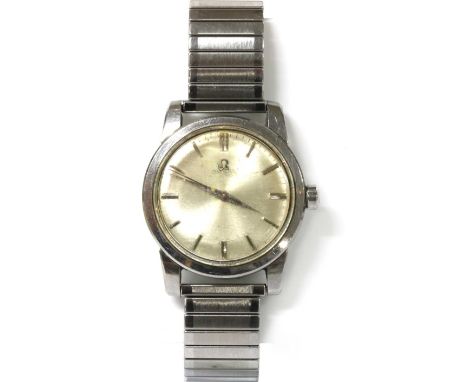 A gentlemen's stainless steel Omega 'Seamaster' automatic bracelet watch, reference 2577-12, 35mm diameter, with a silvered d