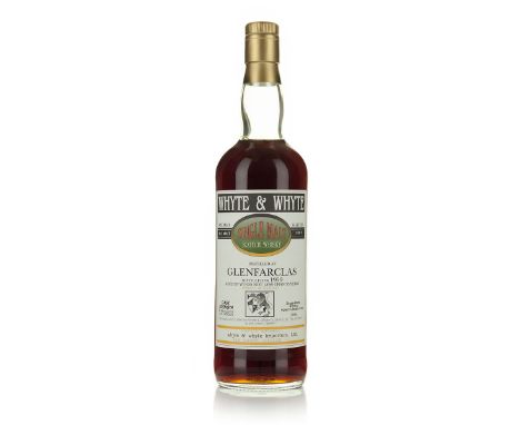 GLENFARCLAS SINGLE MALT SCOTCH WHISKY 35 YEARS (ONE 750 ML)Glenfarclas Distillery. Speyside, Scotland. 52.6% ABV / 750 mlDist