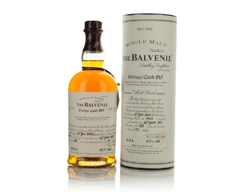 THE BALVENIE SINGLE MALT SCOTCH WHISKY 32 YEARS (ONE 70 CL)William Grant & Sons Ltd. Speyside, Scotland. 49.7% ABV / 70 clDis
