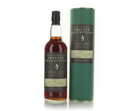 GLEN GRANT SINGLE MALT SCOTCH WHISKY 48 YEARS (ONE 70 CL)Highlands, Scotland. 45% ABV / 70 clDistilled: April 16 1953Bottled: