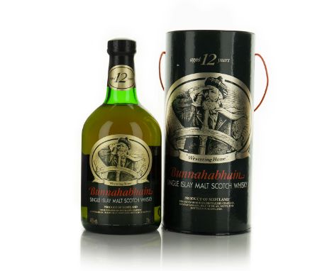 BUNNAHABHAIN SINGLE ISLAY MALT SCOTCH WHISKY 12 YEARS (ONE 700 ML)Bunnahabhain Distillery. 40% ABV / 700 mlNotes: Old Style B