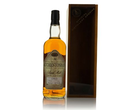 AUCHENTOSHAN LOWLAND SINGLE MALT SCOTCH WHISKY 31 YEARS (ONE 750 ML)Morrison Bowmore Distillers. Lowlands, Scotland. 55.1% AB