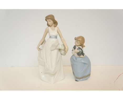 2x Nao figures