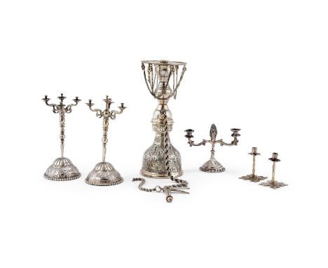 A COLLECTION OF SILVER MINIATURE ITEMS To include: an Egyptian silver coloured pipe, post 1946 mark, with a beaded border, ba