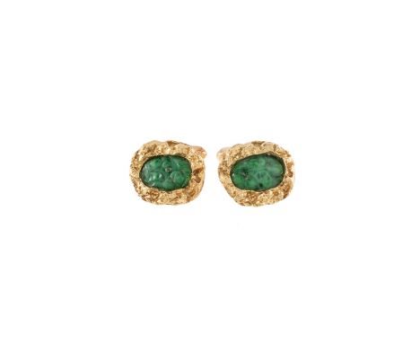 A PAIR OF 18 CARAT GOLD AND JADEITE JADE CUFFLINKS  LONDON 1968 The carved foliate jadeite jade panels within a textured gold