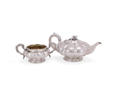 Y&nbspA GEORGE IV SILVER LOBED CIRCULAR TEA POT AND SUGAR BOWL REBECCA EMES & EDWARD BARNARD I, LONDON 1826 The tea pot with 