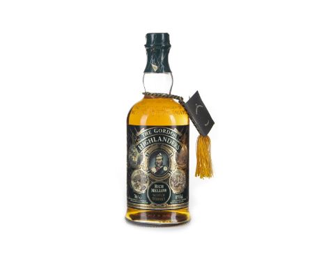 GORDON HIGHLANDER'S Blended Scotch Whisky 70cl, 40% volume.