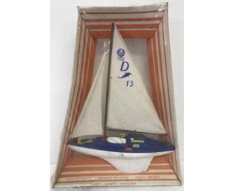 A vintage GS Made in France pond yacht in original box and packaging.  Box approx. 58cm tall.