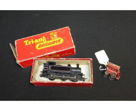 Tri-ang railways R.52 0-6-0 class 3F tank loco black livery, engine number 47606 housed in original box, Lesney omnibus with 
