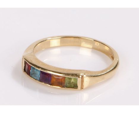 9ct gold ring set with five coloured stones, 3.3g