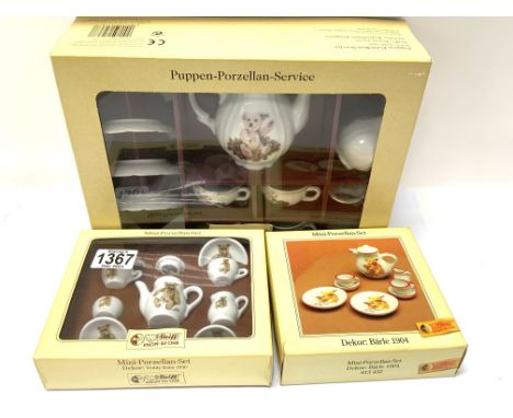 3 boxed Steiff porcelain dolls house sets (D)