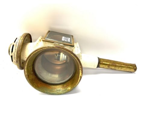 A vintage painted carriage lamp (46cm). D).