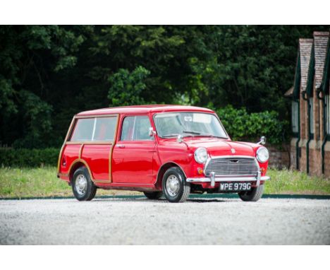 Delightfully restored Traveller in hard-to-find automatic guise... An older, bare-metal restoration with new panels but retai