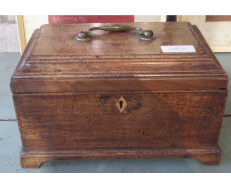 A Georgian mahogany tea caddy - 23cm x 14cm x 14cm 