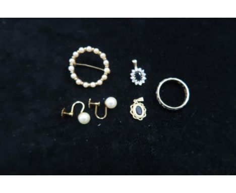 A 9ct yellow gold (hallmarked) and pearl brooch - Diameter 2.5cm with a pair of earrings, together with two 9ct (tested) smal