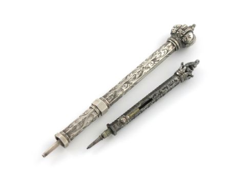 A Victorian silver Commemorative Everpointed pencil, unmarked, engraved hexagonal barrel with a crown finial above 'VR', leng