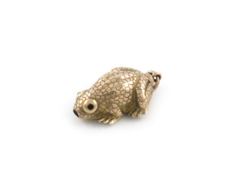 A rare Edwardian novelty gold pencil, unmarked, circa 1902, modelled as a frog, with gem set eyes, one eye missing, with a ri