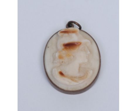 A 19th century Grand Tour shell cameo pendant, carved with a bust length portrait of the goddess Roma, 3cm long 