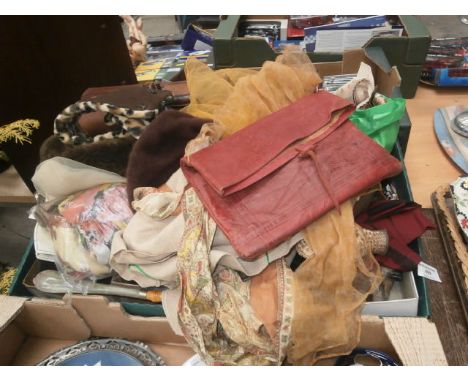 box if vintage hats,shoes,bags