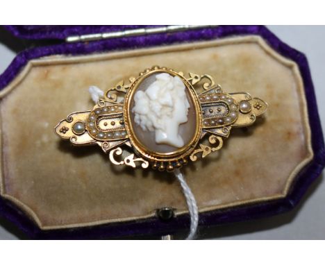 A Victorian gold, cameo and seed pearl brooch, 44mm.