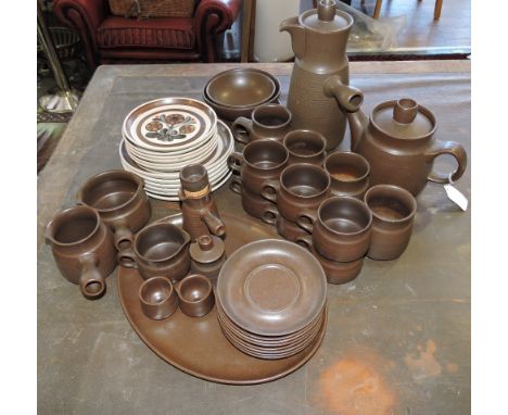 A 1970s Langley Pottery 'Mayflower' pattern 40-piece part tea and dinner service.