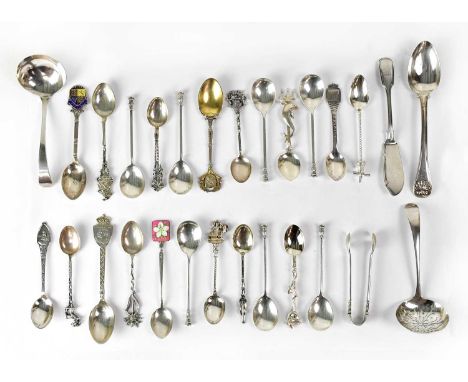 A quantity of hallmarked silver spoons, to include a set of seven seal end teaspoons, Josiah Williams &amp; Co, London 1929, 