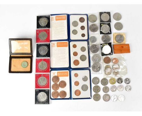 A collection of coinage to include various 50p coins, Britain's First Decimal Coin packs, half-crowns, commemorative crowns, 
