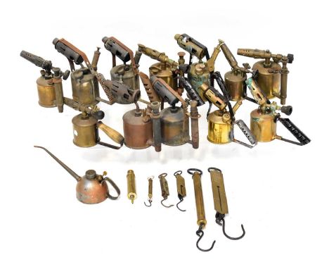 A quantity of vintage brass blow lamps to include a Swedish made Optimus No. 205, a Governor petrol example, also an oil drop