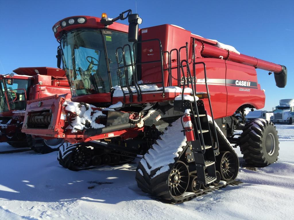 Lot 16 2009 Case IH 9120 Combine, auto steer, gps monitor , 36