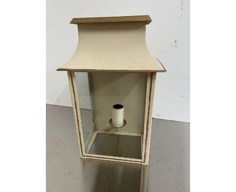 Fifteen wall lantern light fittings (Porta Romana)