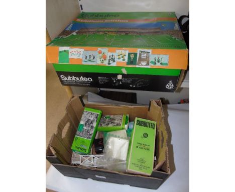 SUBBUTEO & BOX OF ACCESSORIES