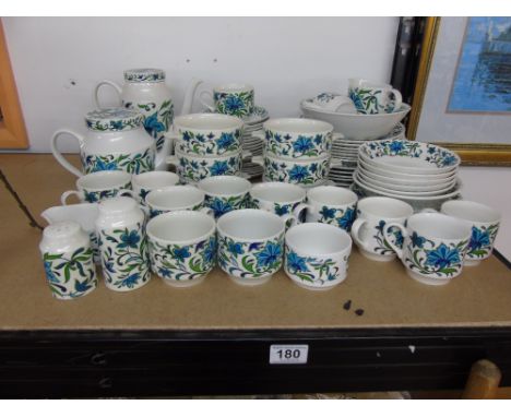 QUANTITY OF MIDWINTER SPANISH GARDEN CHINA