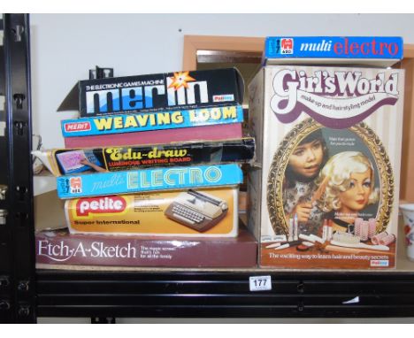 8 VINTAGE GAMES & TOYS