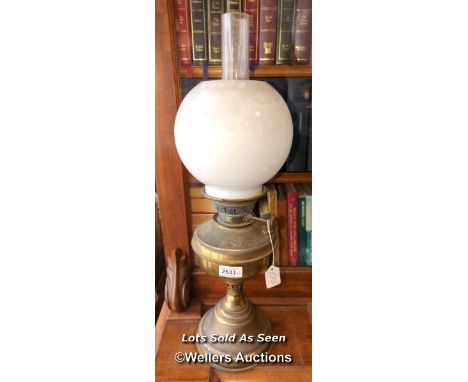*VICTORIAN BRASS OIL LAMP WITH OPAQUE GLASS SHADE / LOCATED AT VICTORIA ANTIQUES, WADEBRIDGE, PL27 7DD